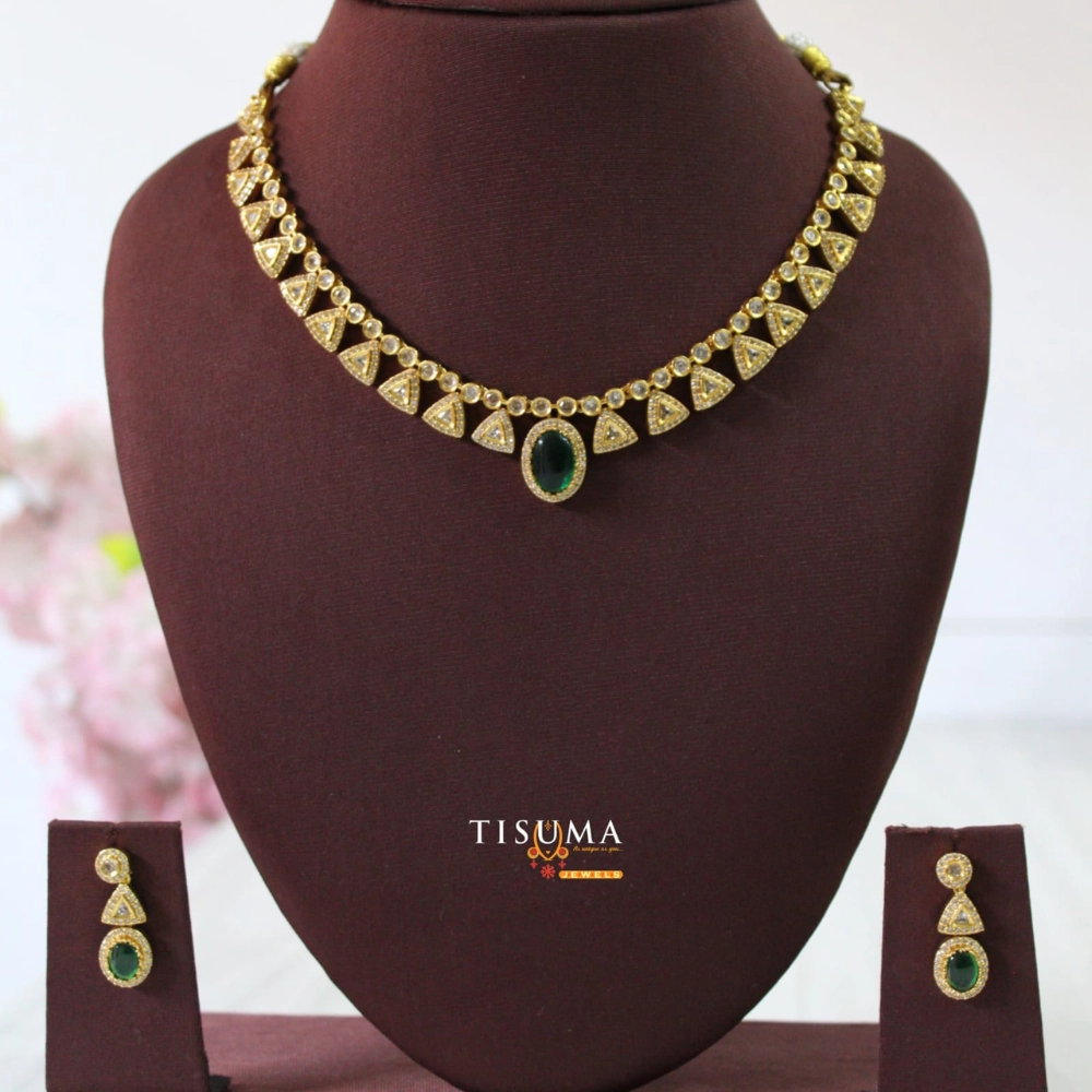Victorian Green Stone Necklace Set