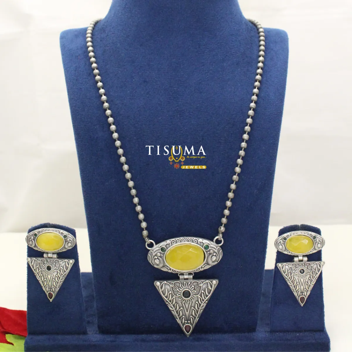 Yellow Stone Oxidized Pendant Necklace