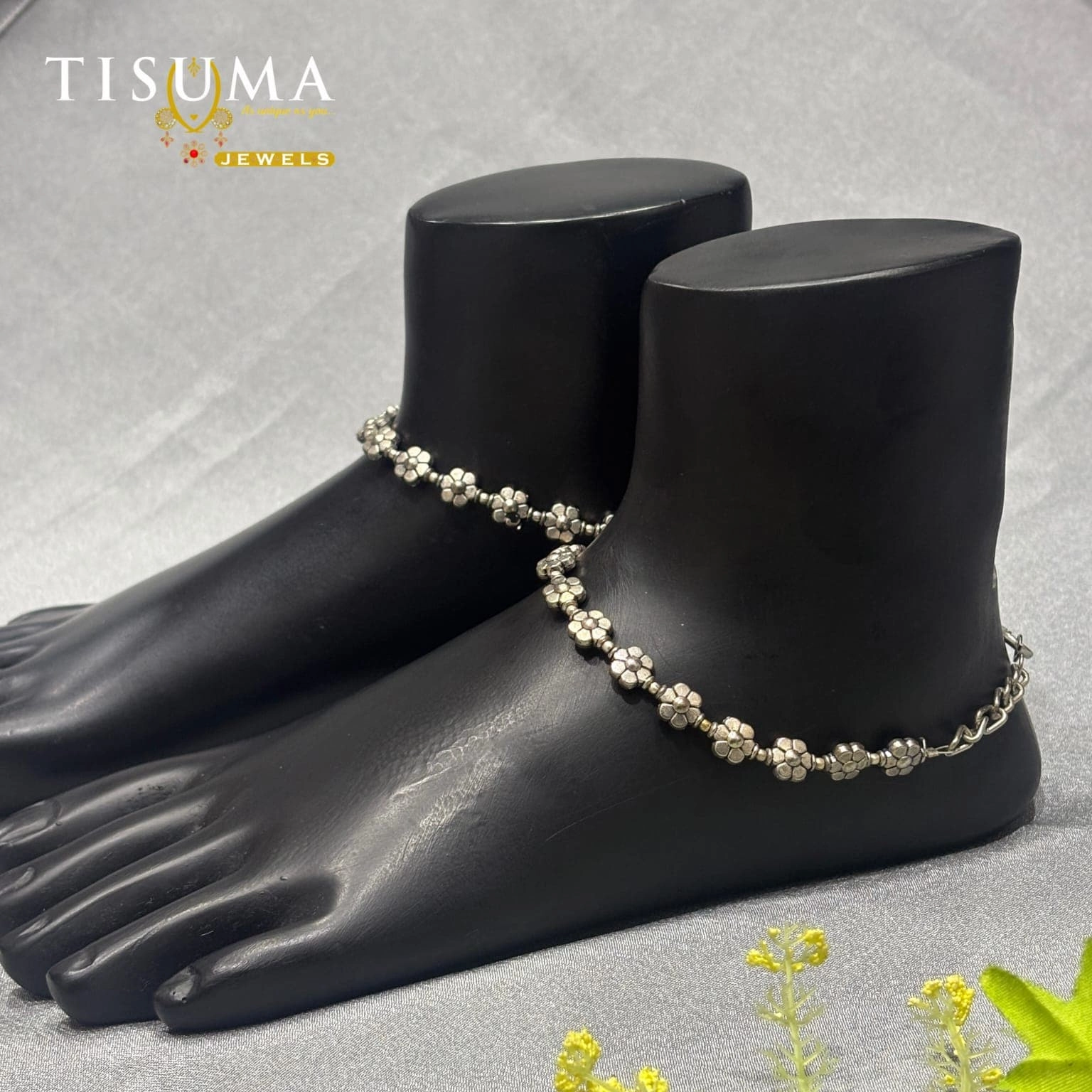 Silver Floral Charm Anklet