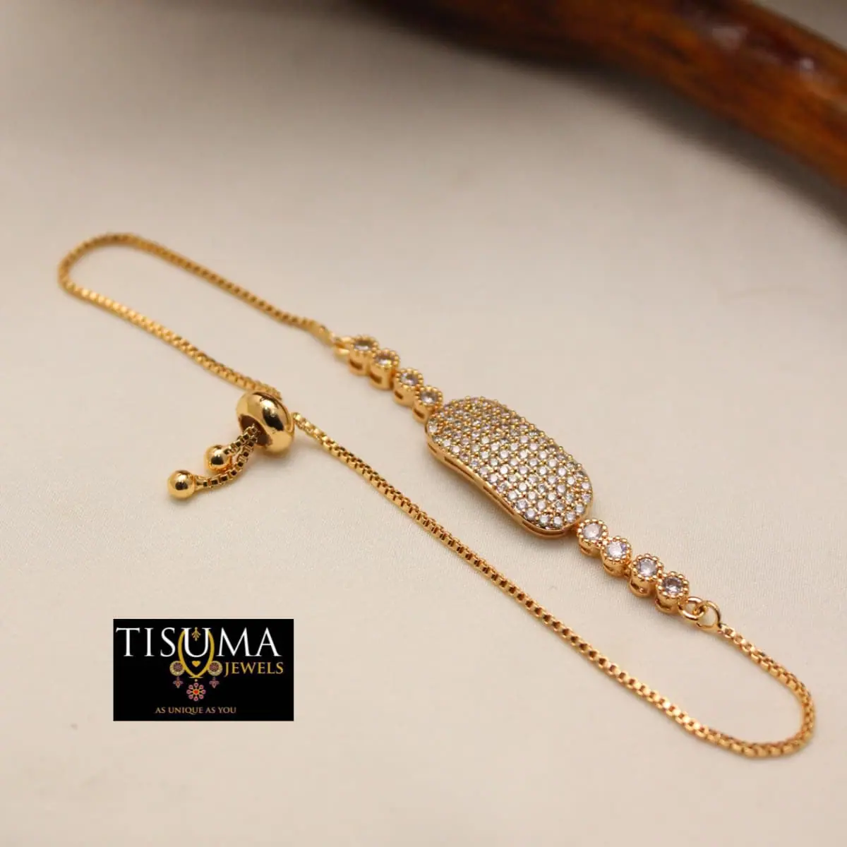Modern Rose Gold Plated Micro-Pavé Cubic Zirconia Cushion Bar Adjustable Bolo Slider Bracelet for Women