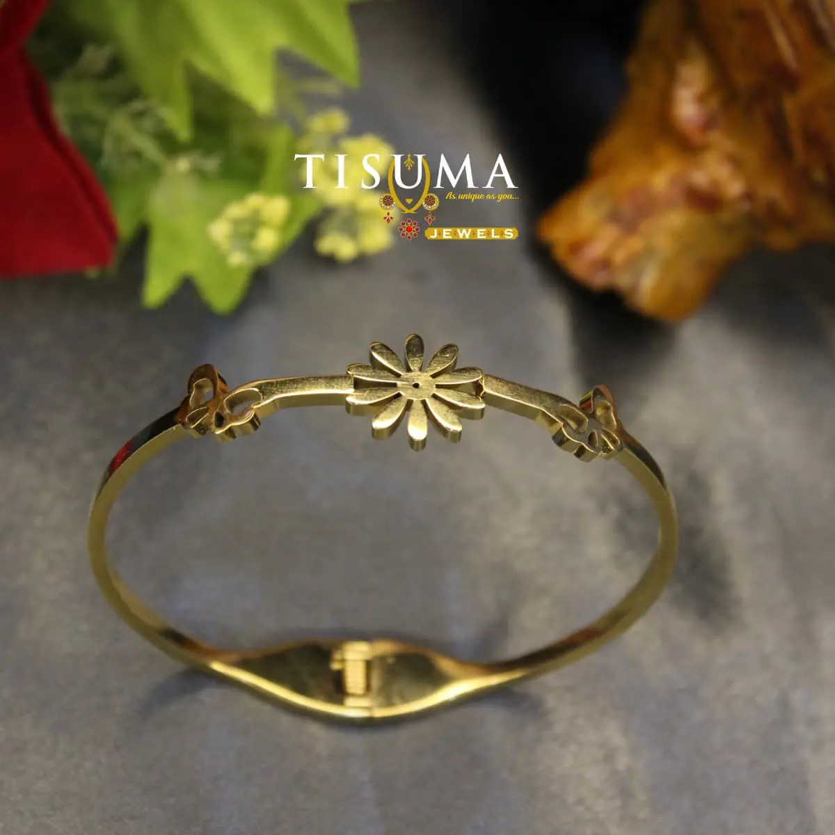 Contemporary 18K Yellow Gold Plated Anti-Tarnish Sculpted Blooming Daisy Flower and Twin Butterfly Motif Kada Bracelet for Women
