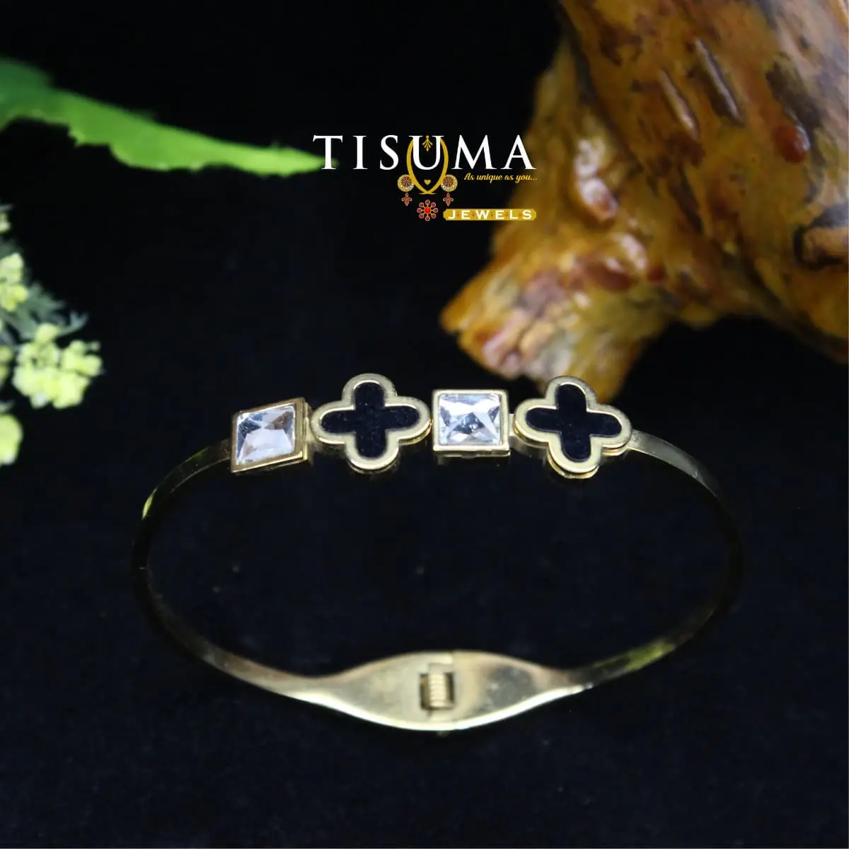 Contemporary 18K Yellow Gold Anti-Tarnish Alternating Black Enamel Clover and Princess-Cut Square CZ Stones Station Kada Bracelet for Women