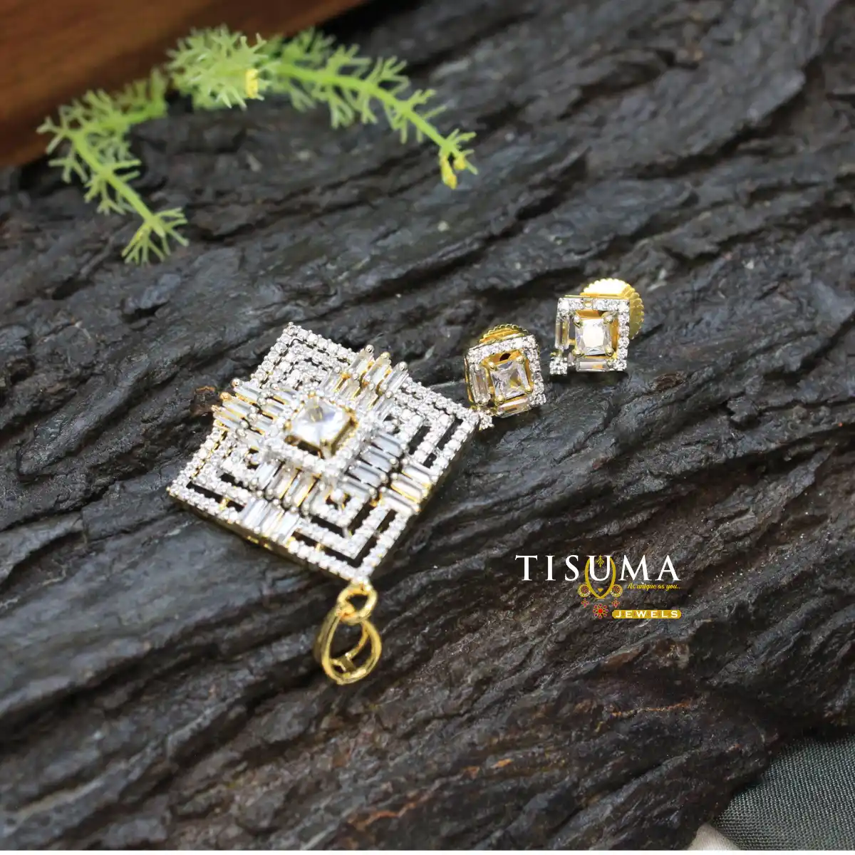 Square (Padi Kolam) Pendant