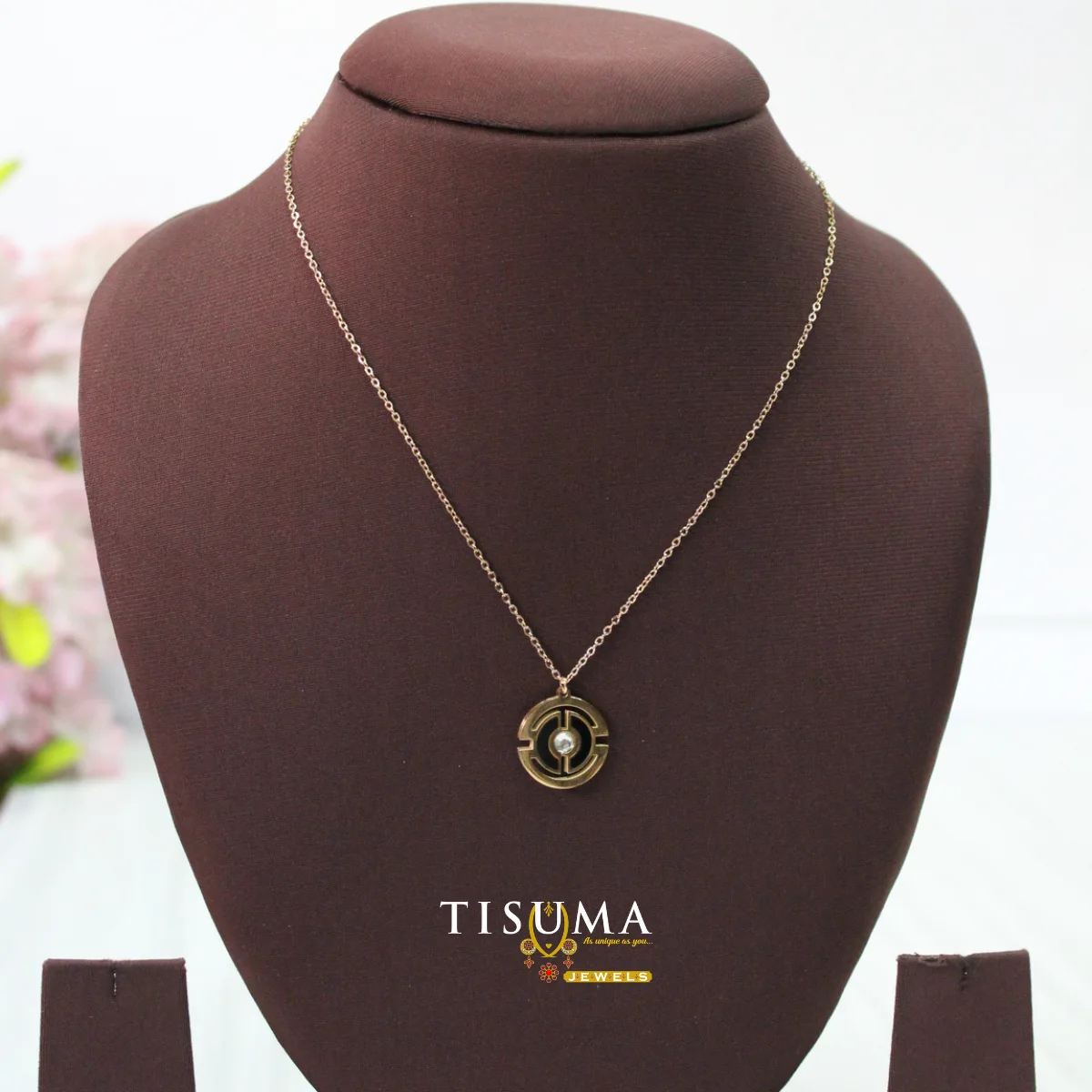 Gold-Tone Necklace with Circular Geometric Pendant and Central Stone – Tisuma Jewels