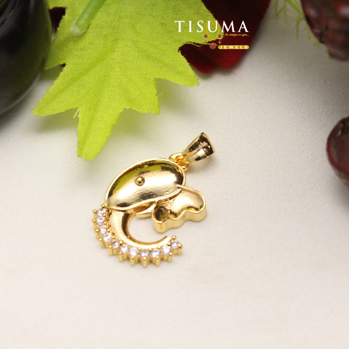 Tisuma Jewels gold-tone elephant design pendant with white stone detailing